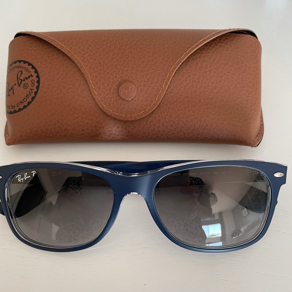 RAY-BAN
RB2132 NEW WAYFARER CLASSIC Polarized
